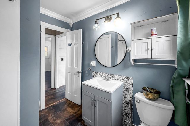 66 Hillside Ave, West Springfield, MA 01089