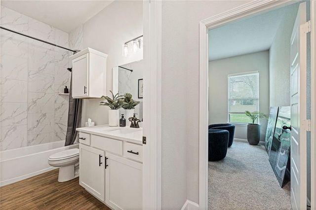9299 Pickering Street, Lenexa, KS 66227