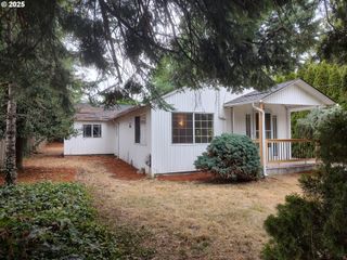 2210 E 25TH St, Vancouver, WA 98661