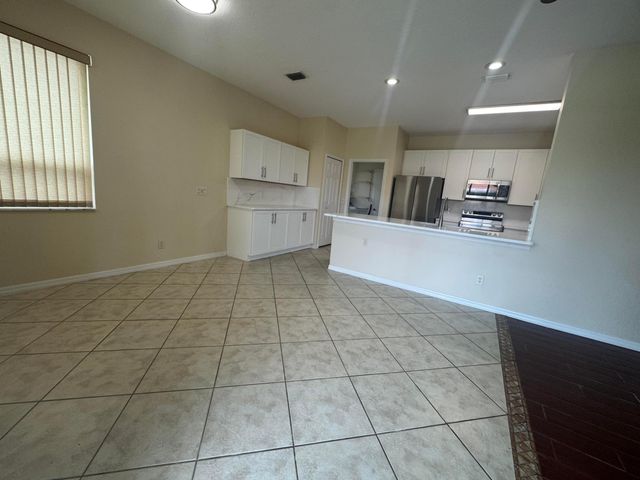 981 NW Tuscany Drive, Port St. Lucie, Port St Lucie, FL 34986