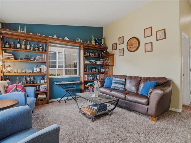 5207 W 11th St Rd, Greeley, CO 80634