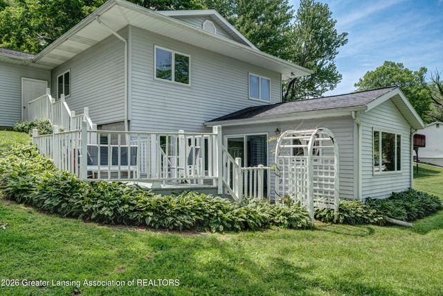 412 Lake Street, Bellevue, MI 49021