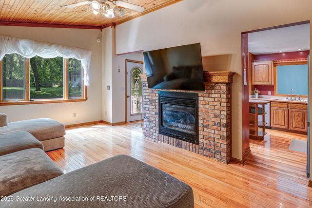 412 Lake Street, Bellevue, MI 49021