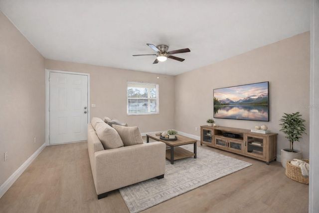 8013 RHEA CIRCLE, Orlando, FL 32807