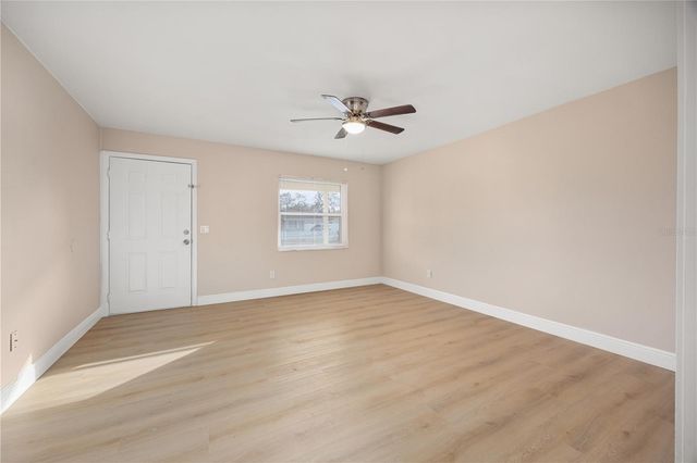 8013 RHEA CIRCLE, Orlando, FL 32807