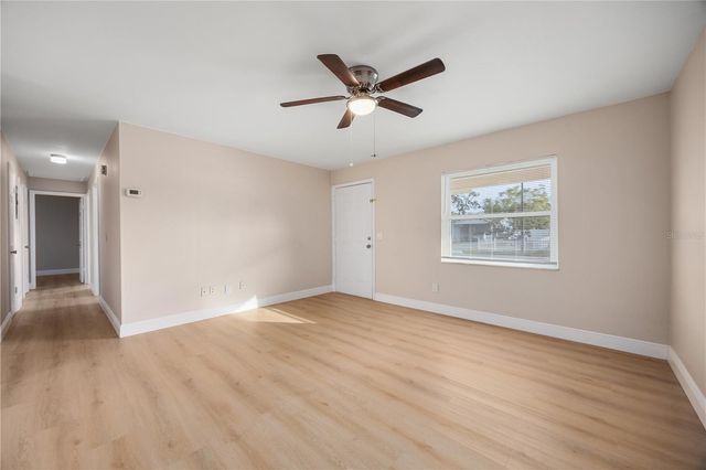 8013 RHEA CIRCLE, Orlando, FL 32807