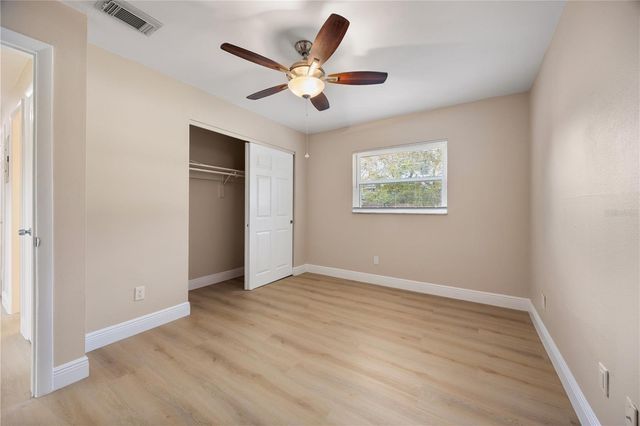 8013 RHEA CIRCLE, Orlando, FL 32807