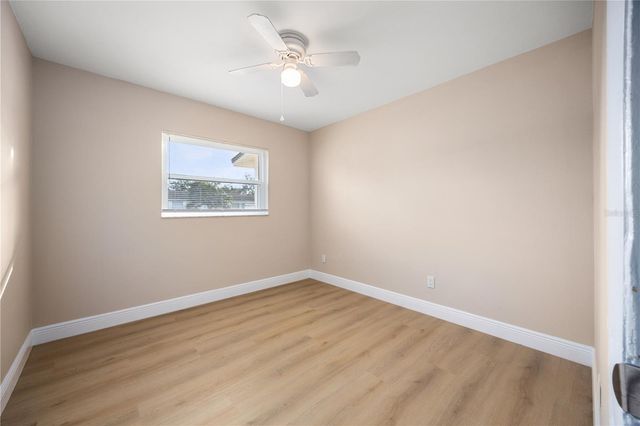 8013 RHEA CIRCLE, Orlando, FL 32807