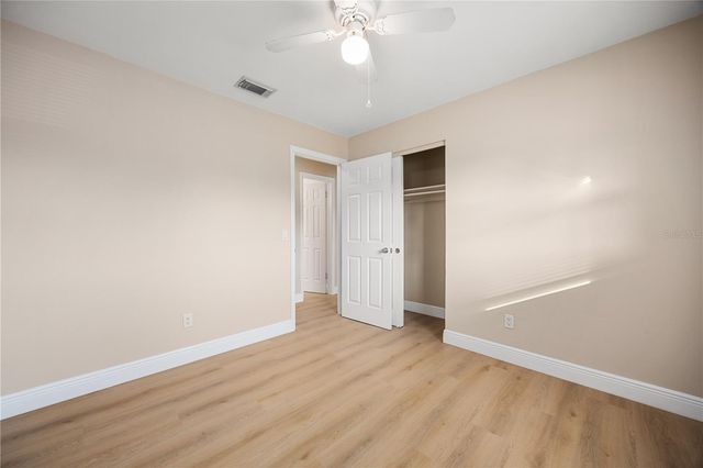 8013 RHEA CIRCLE, Orlando, FL 32807