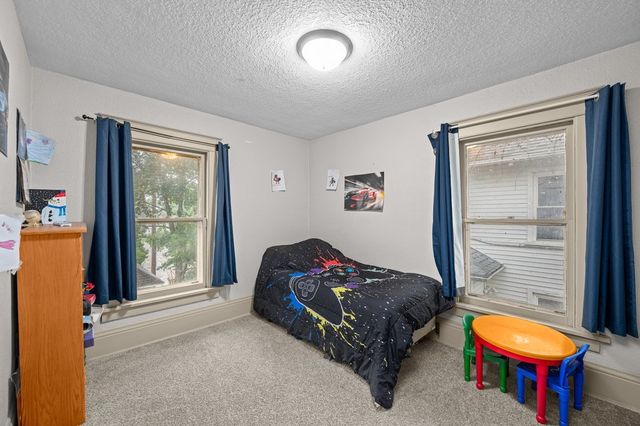 506 E RUSHOLME Street, Davenport, IA 52803