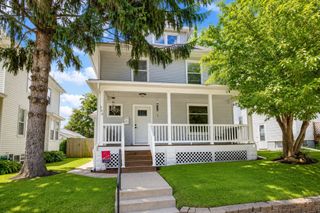 506 E RUSHOLME Street, Davenport, IA 52803