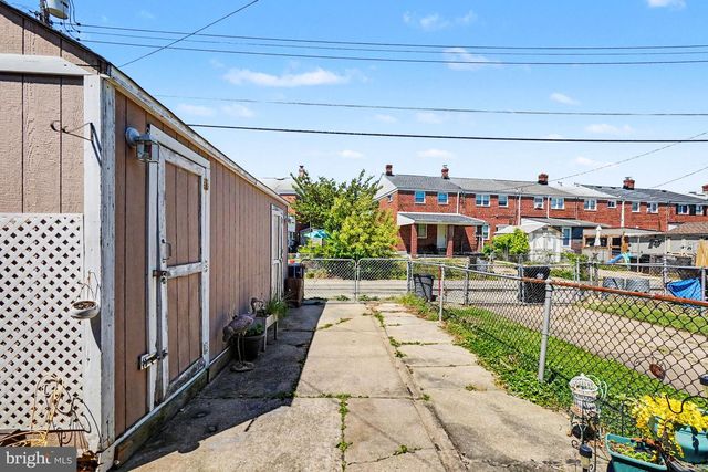 7864 CHARLESMONT RD, Baltimore, MD 21222
