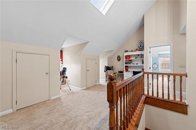 11275 Woodie Glen Drive, Chardon, OH 44024