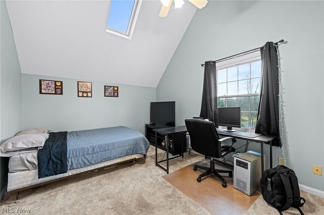 11275 Woodie Glen Drive, Chardon, OH 44024