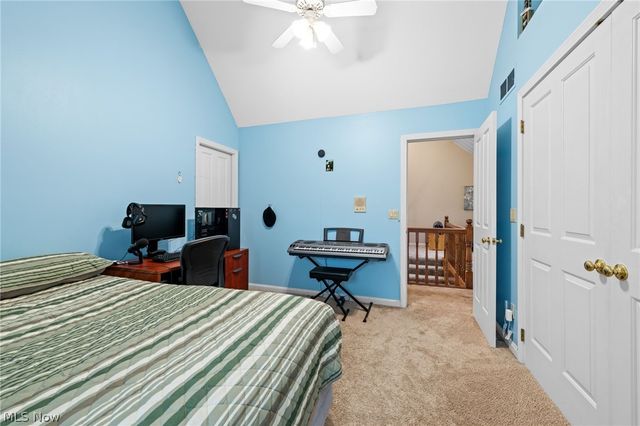 11275 Woodie Glen Drive, Chardon, OH 44024