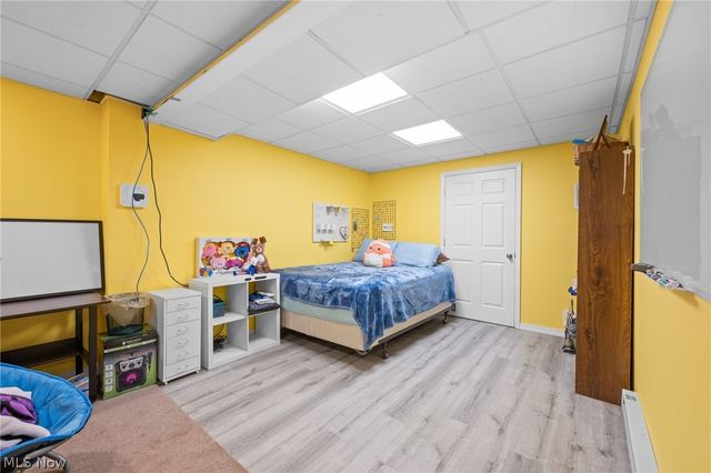 11275 Woodie Glen Drive, Chardon, OH 44024