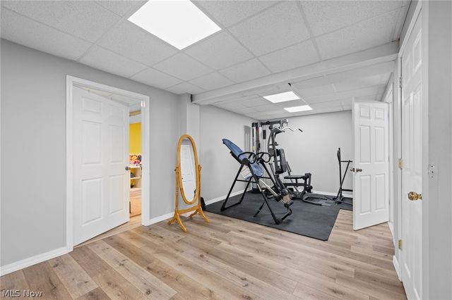 11275 Woodie Glen Drive, Chardon, OH 44024