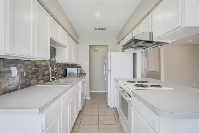 6409 Patino Court, Watauga, TX 76148