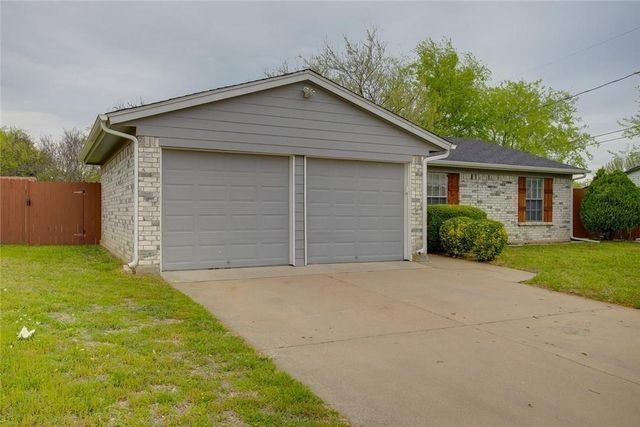 6409 Patino Court, Watauga, TX 76148