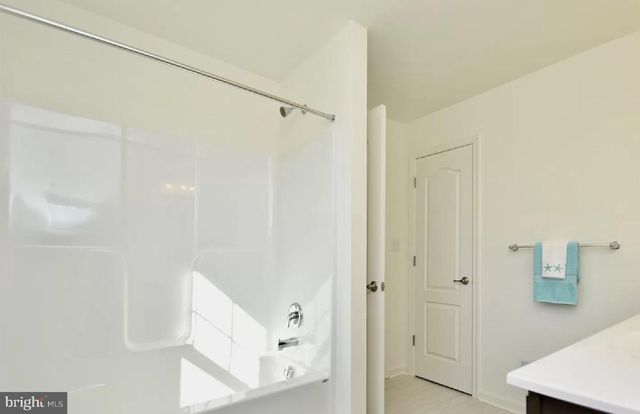 20 CLIFF DR, Felton, DE 19943