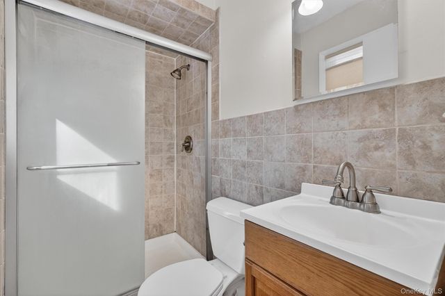 41 Highland Avenue, West Nyack, NY 10994