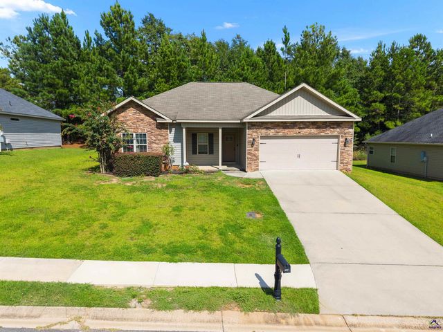 104 Ledford Way, Bonaire, GA 31005