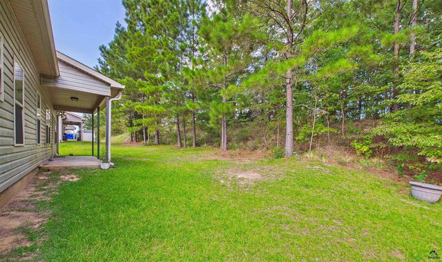 104 Ledford Way, Bonaire, GA 31005