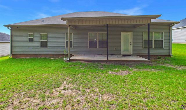 104 Ledford Way, Bonaire, GA 31005