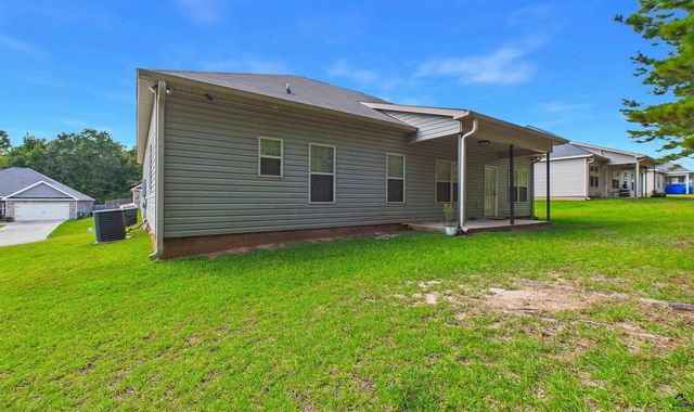 104 Ledford Way, Bonaire, GA 31005