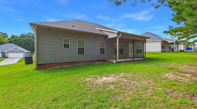 104 Ledford Way, Bonaire, GA 31005
