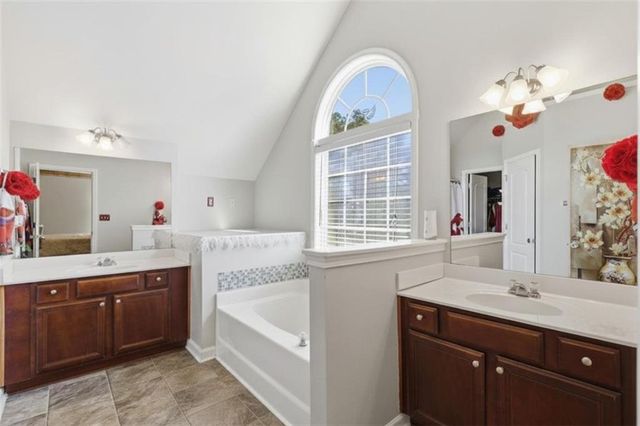 140 Revolutionary Drive, Hampton, GA 30228