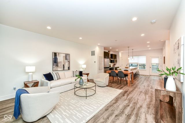 1535 Tannery Way, Indianapolis, IN 46202