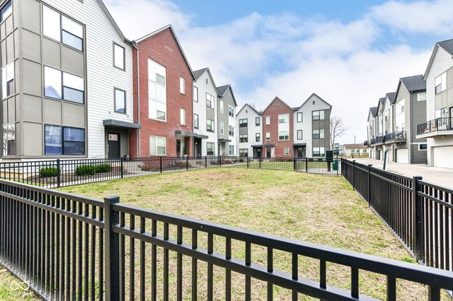 1535 Tannery Way, Indianapolis, IN 46202