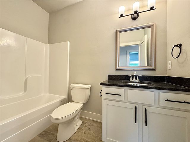 833 NE Heights Lane, Bentonville, AR 72712