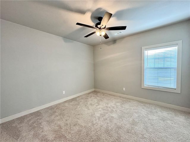 833 NE Heights Lane, Bentonville, AR 72712