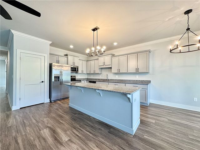 833 NE Heights Lane, Bentonville, AR 72712