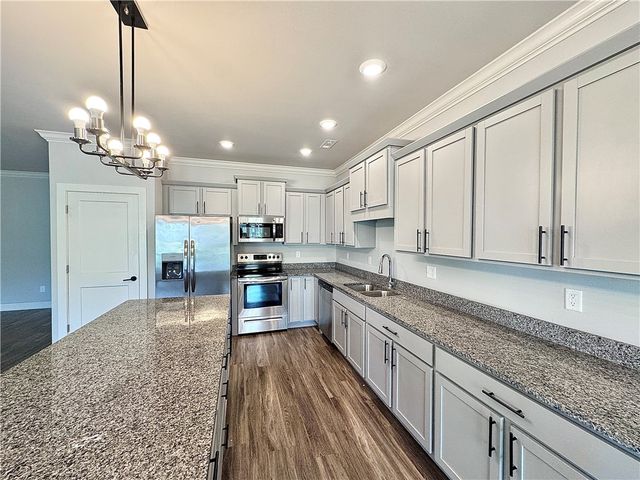 833 NE Heights Lane, Bentonville, AR 72712