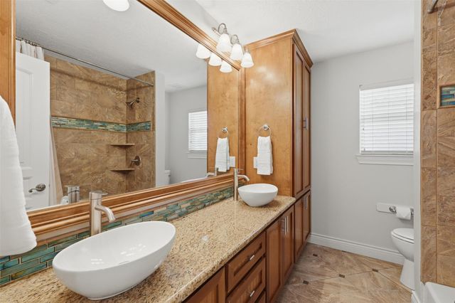 9523 Bayou Lake Lane, Houston, TX 77040