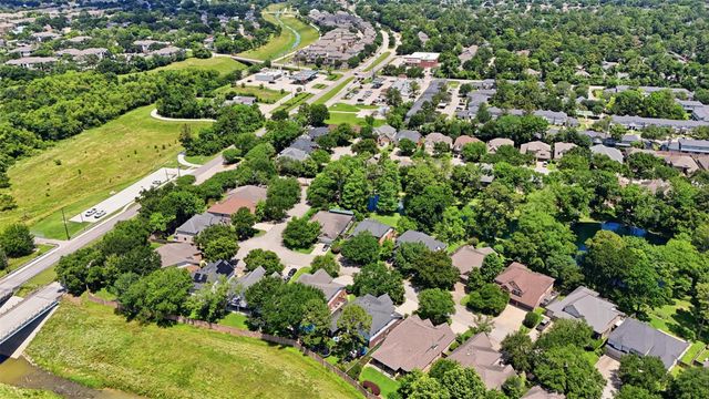 9523 Bayou Lake Lane, Houston, TX 77040