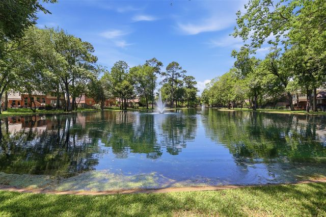 9523 Bayou Lake Lane, Houston, TX 77040