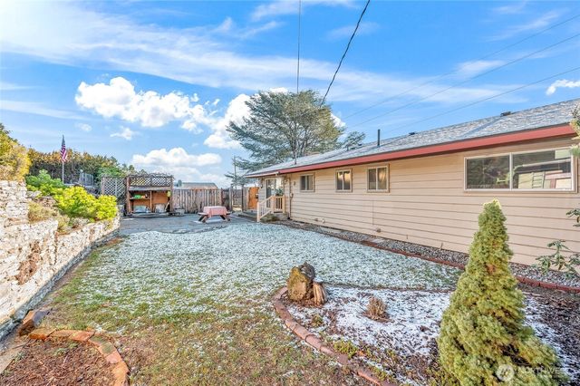 2314 Westwick Road, Wenatchee, WA 98801