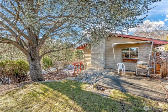 2314 Westwick Road, Wenatchee, WA 98801