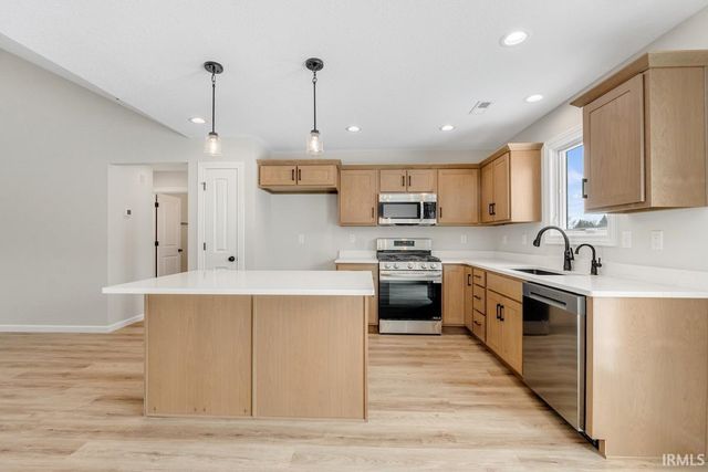 148 W Wind Trail, Avilla, IN 46710