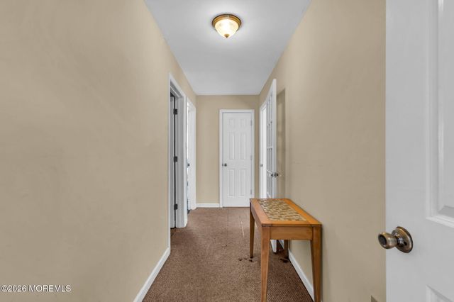 11 Avenue D, Manahawkin, NJ 08050