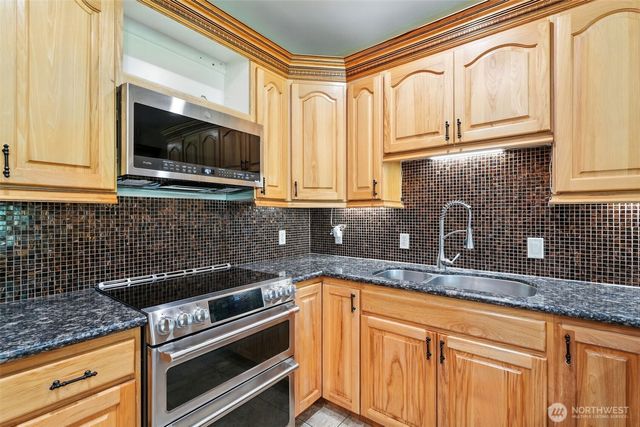 6795 NE D.8 Road, Moses Lake, WA 98837