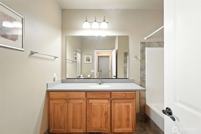 6795 NE D.8 Road, Moses Lake, WA 98837