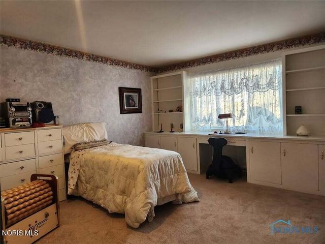 102 Oak Street, Swanton, OH 43558