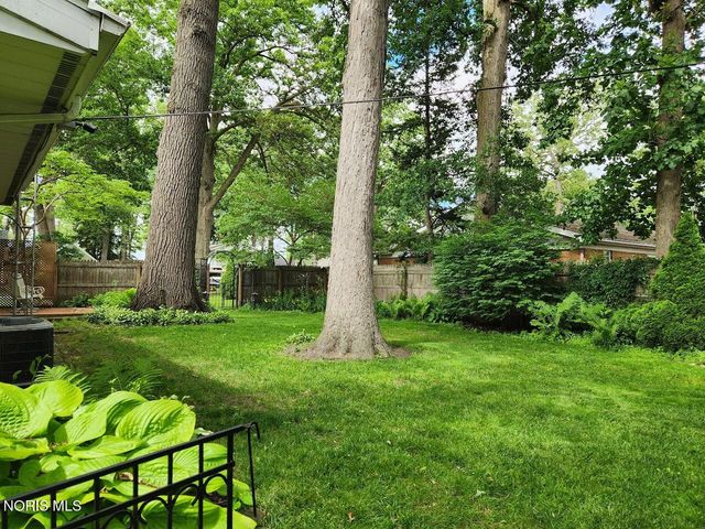 102 Oak Street, Swanton, OH 43558