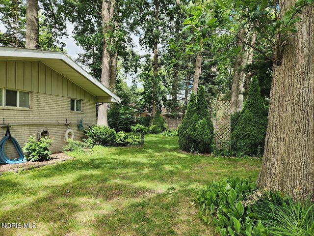 102 Oak Street, Swanton, OH 43558