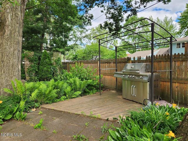 102 Oak Street, Swanton, OH 43558